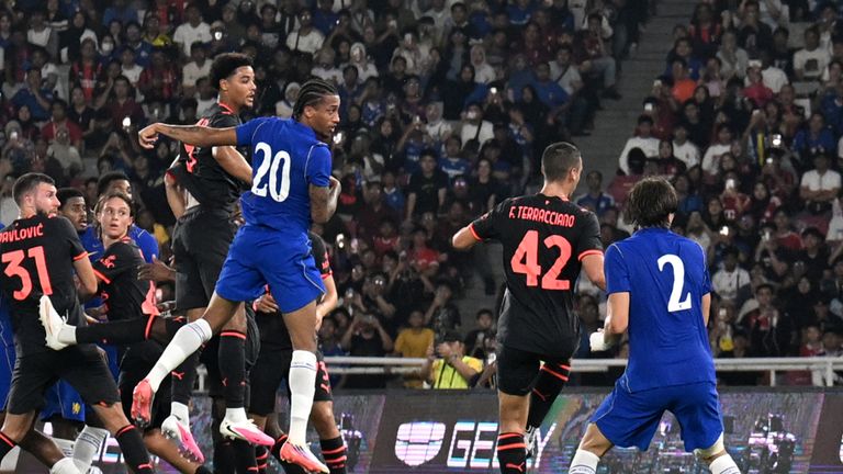 切尔西3-0 AC米兰：若昂·佩德罗双响，蓝军在印尼反弹